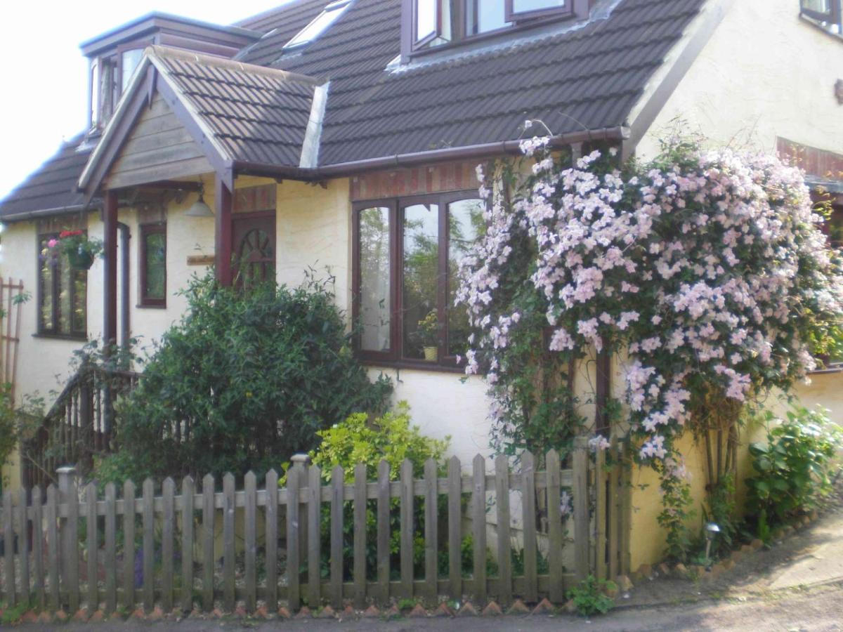 Skerries B And B Lyme Regis Ngoại thất bức ảnh